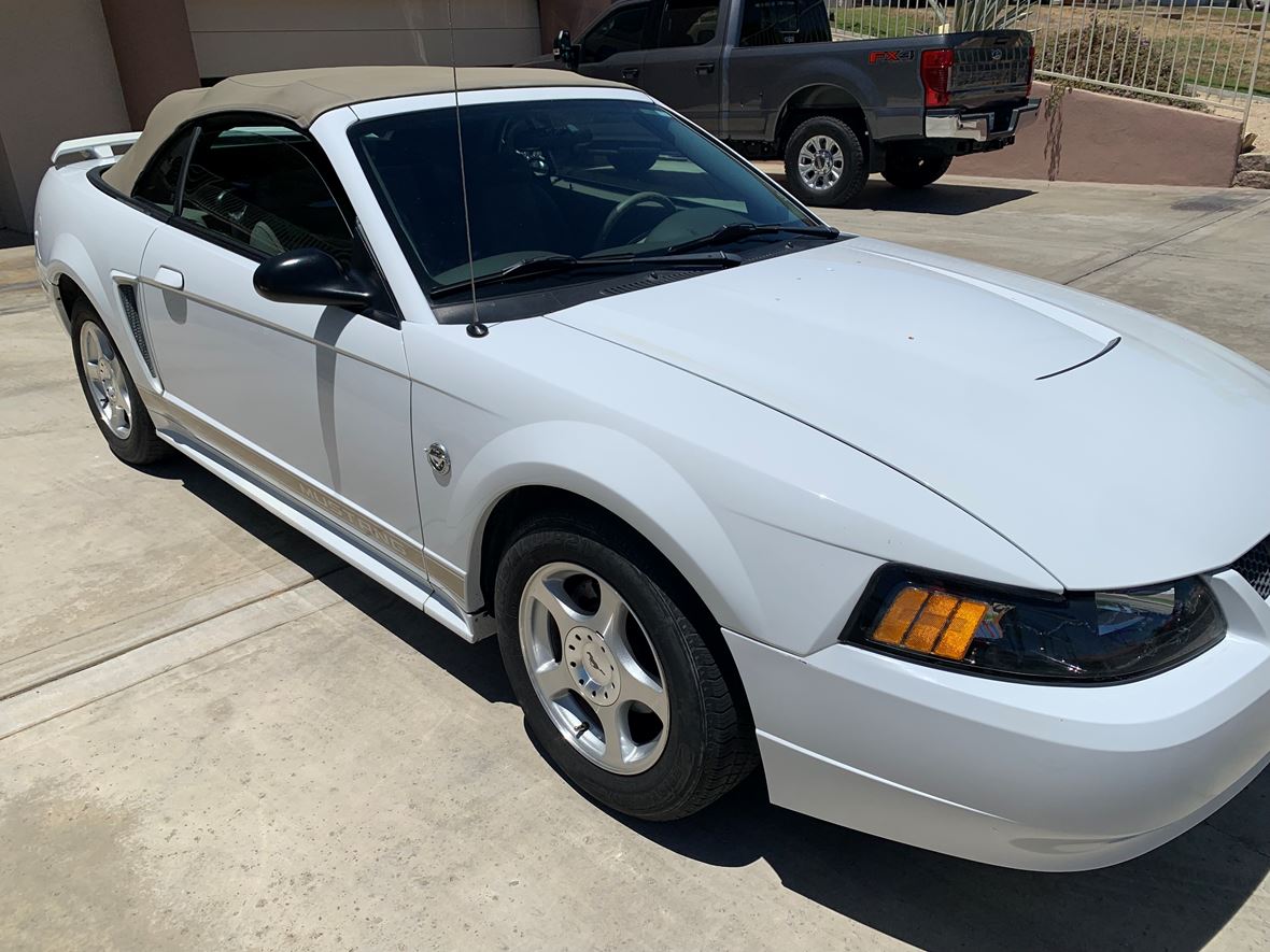 2004 Ford Mustang  for sale by owner in Indio