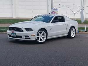 White 2014 Ford Mustang