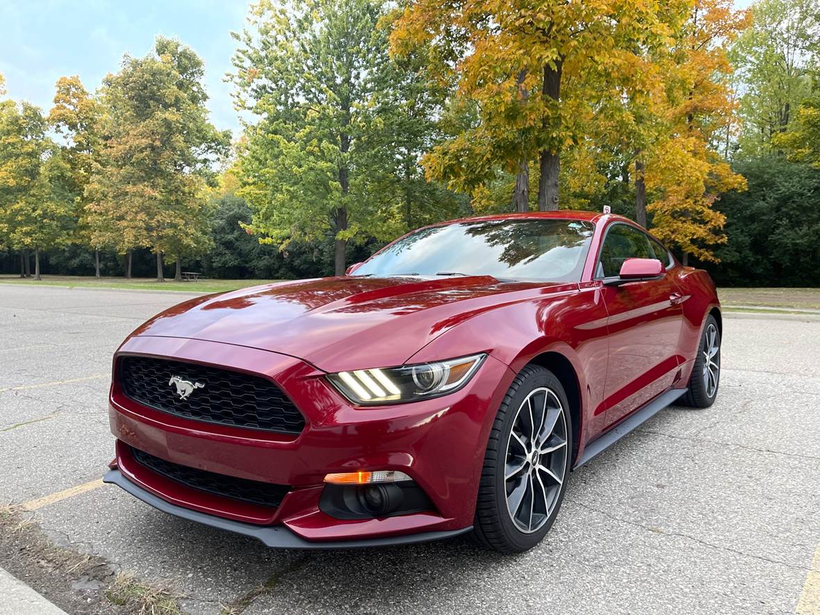 2016 Ford Mustang for sale by owner in Rochester