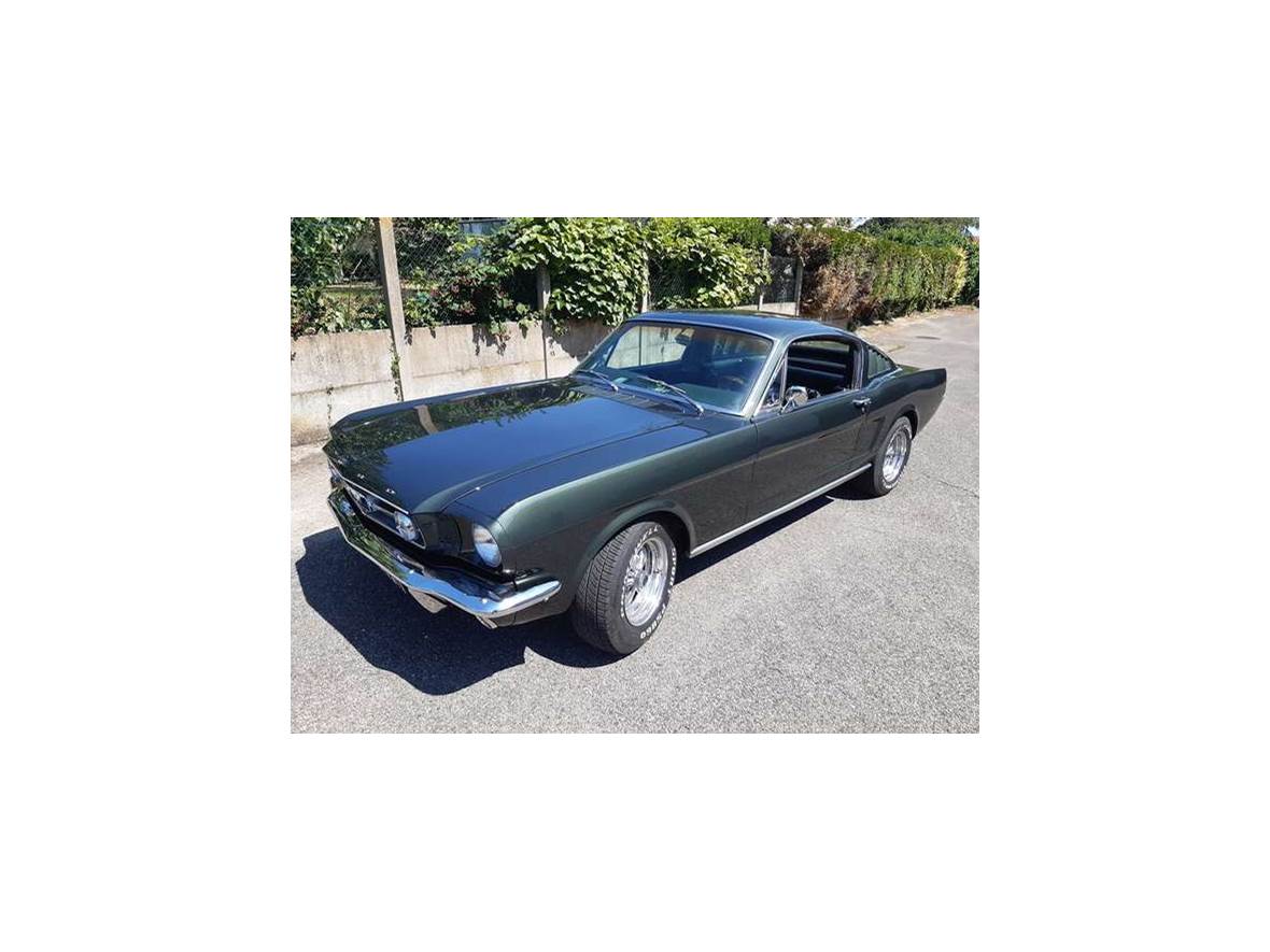 1965 Ford MUSTANG FASTBACK for sale by owner in Atlanta