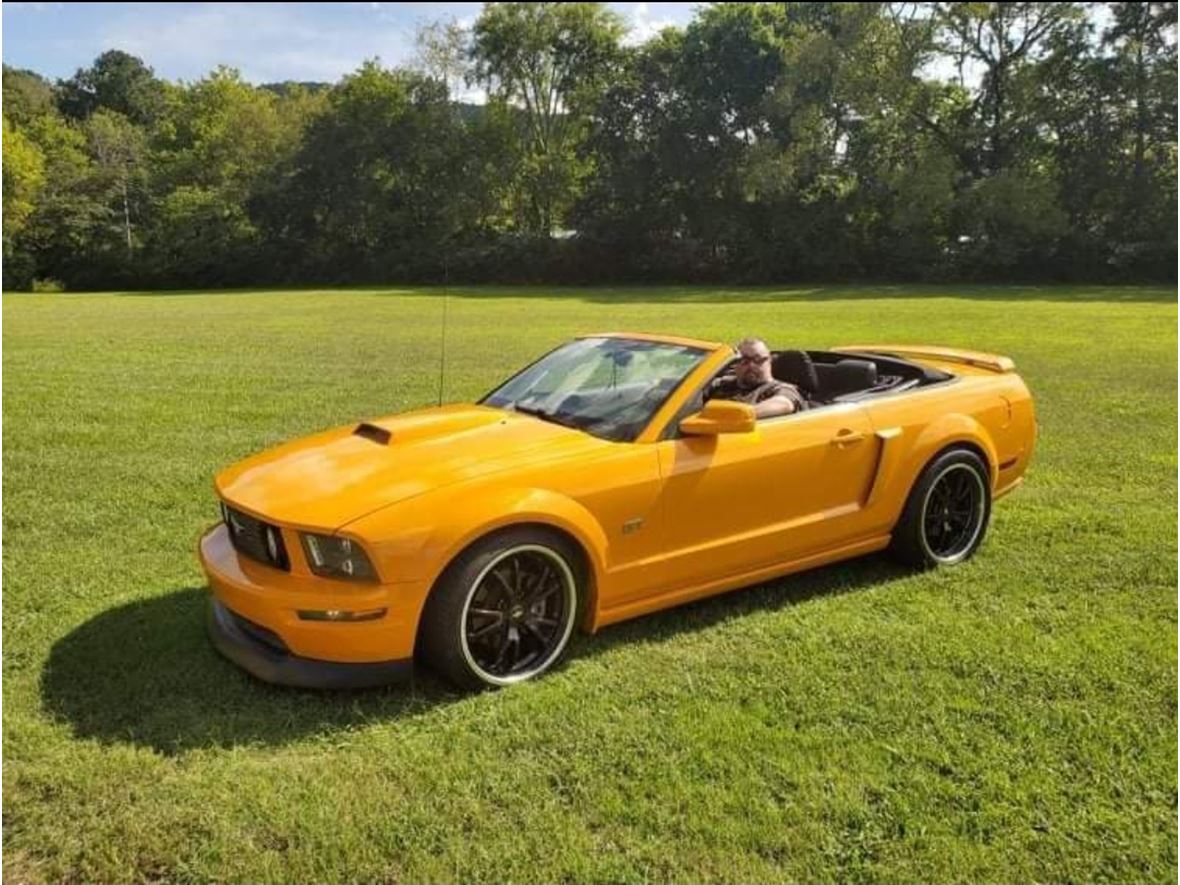 2007 Ford Mustang GT Premium convertible  for sale by owner in Chattanooga