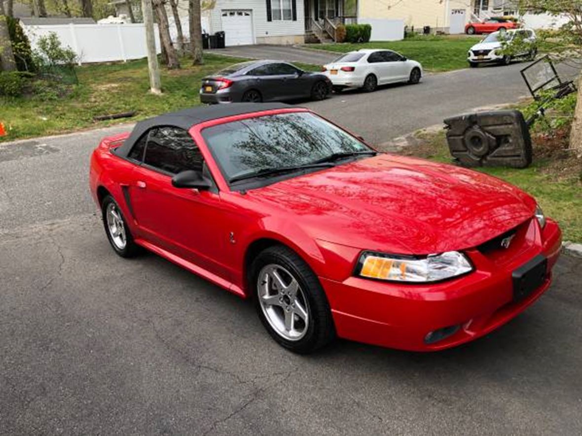 1999 Ford Mustang SVT Cobra for sale by owner in Mastic