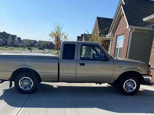 Beige 2000 Ford Ranger