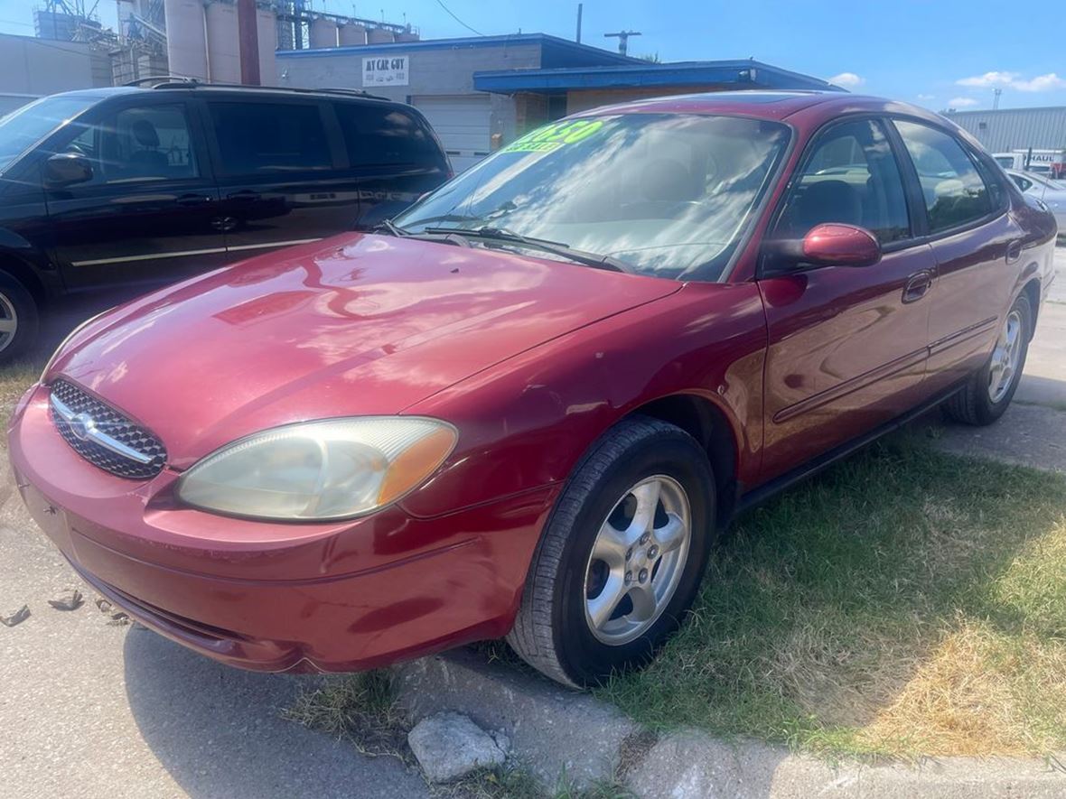 2002 Ford Taurus for sale by owner in Springfield