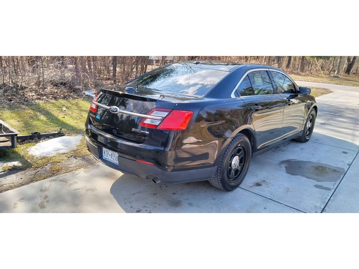 2013 Ford Taurus for sale by owner in Cairo