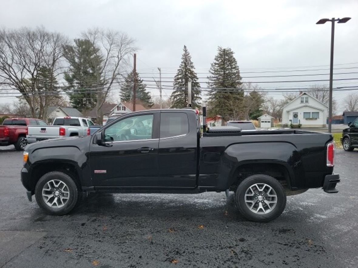 2019 GMC Canyon for sale by owner in Schenectady