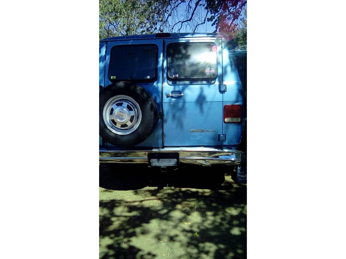 1995 GMC Rally Wagon/van for sale by owner in Oroville