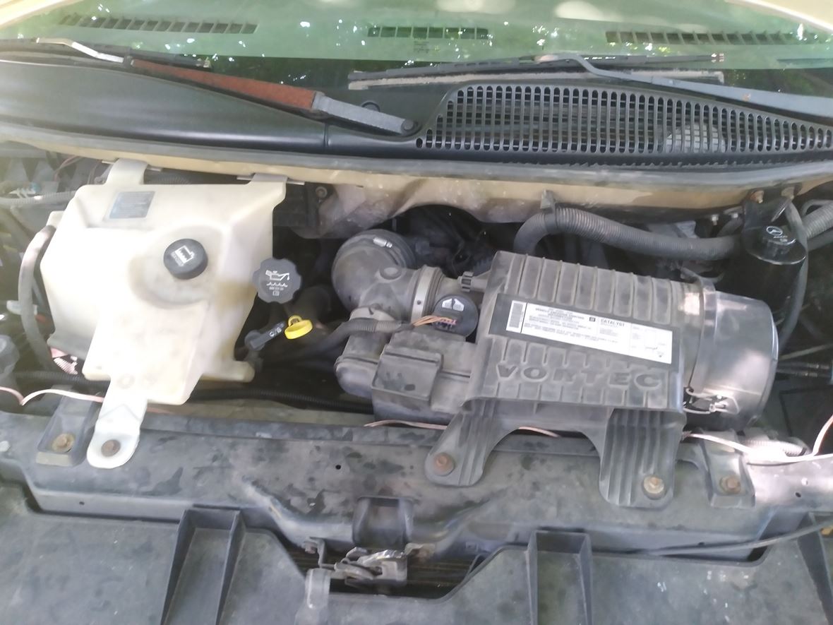 2006 GMC Savana Cargo for Sale by Owner in Felton, DE 19943