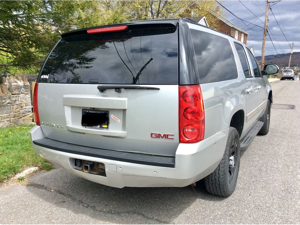 2013 GMC Yukon for sale by owner in Tamaqua
