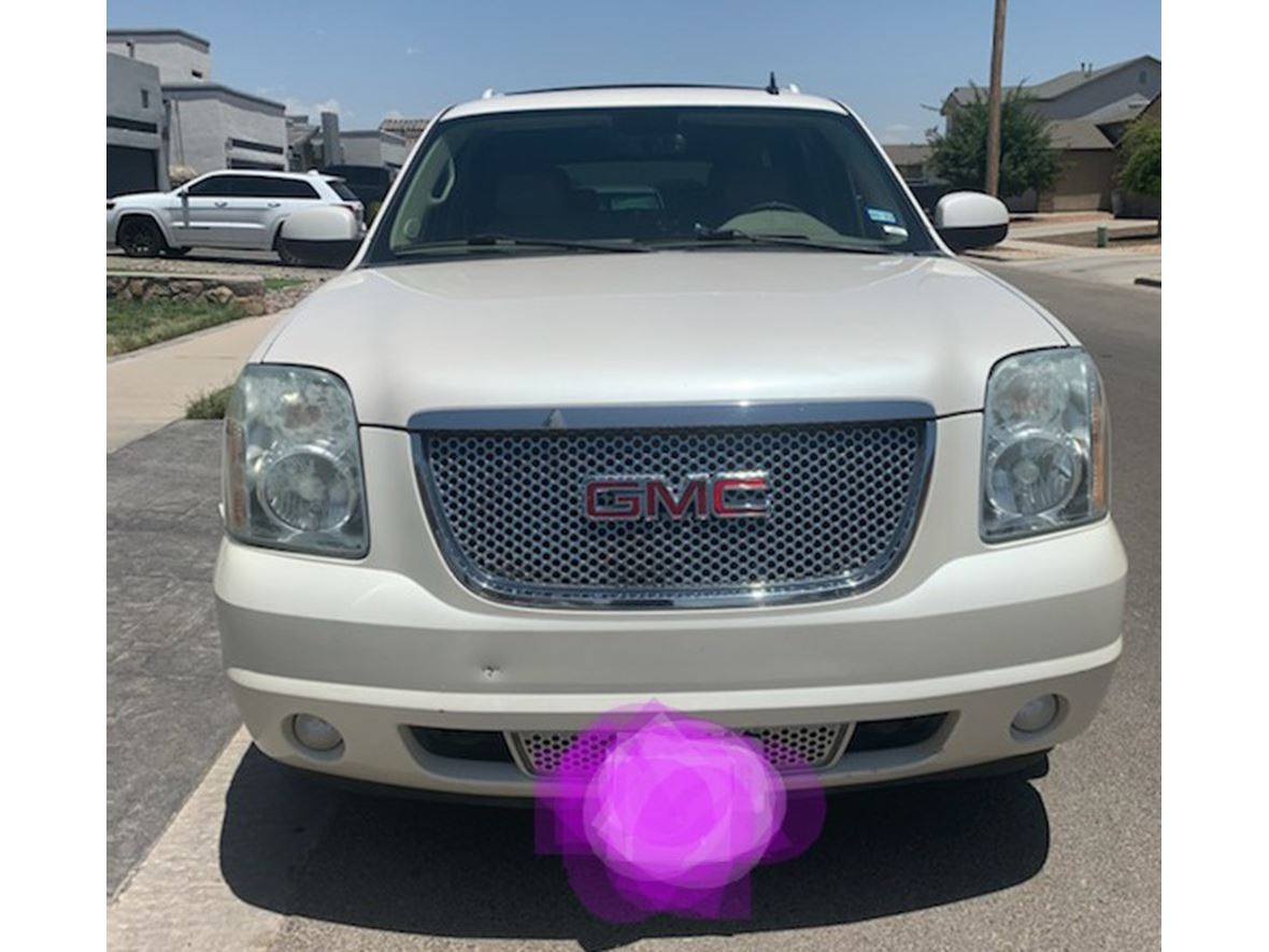 2013 GMC Yukon XL for Sale by Owner in El Paso, TX 79927