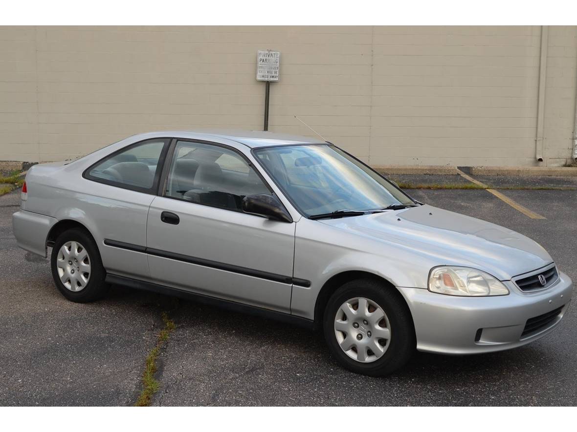 1999 Honda Civic for sale by owner in Westland