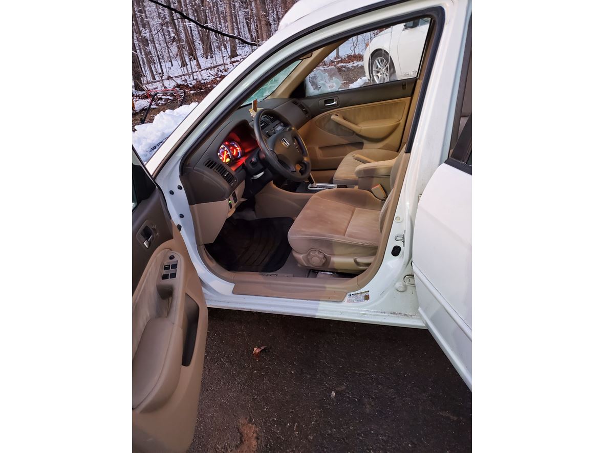 2004 Honda Civic LX for sale by owner in Leesburg