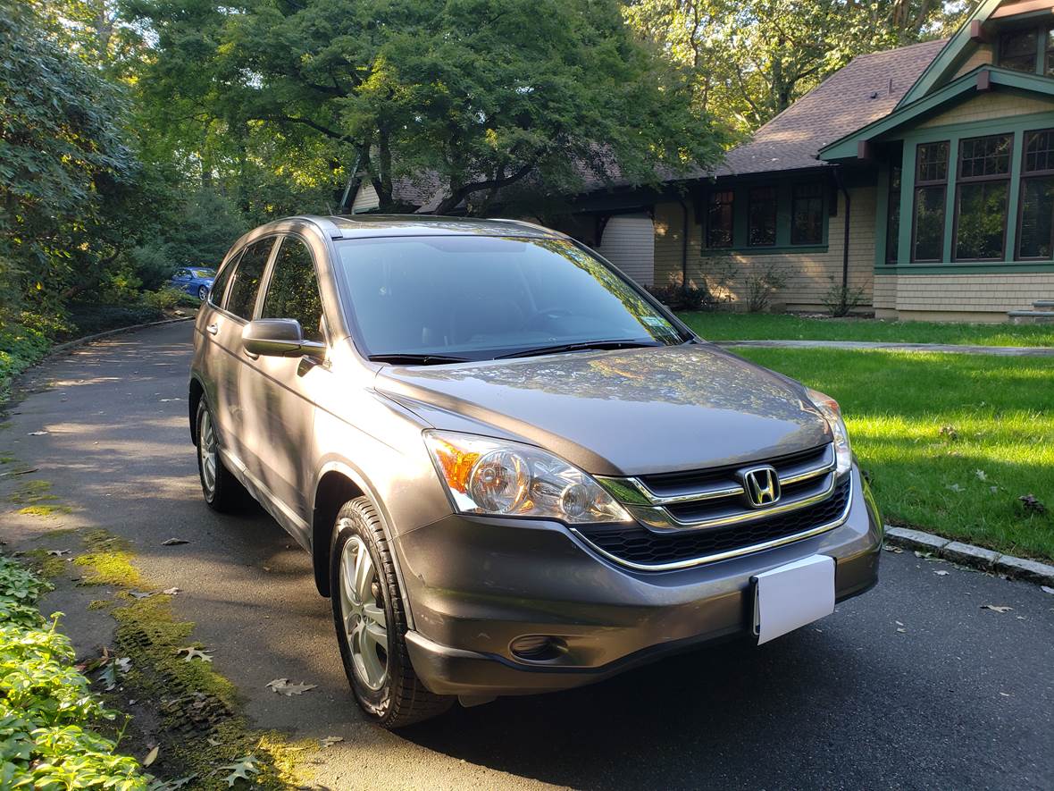 2010 Honda Cr-V for sale by owner in Huntington