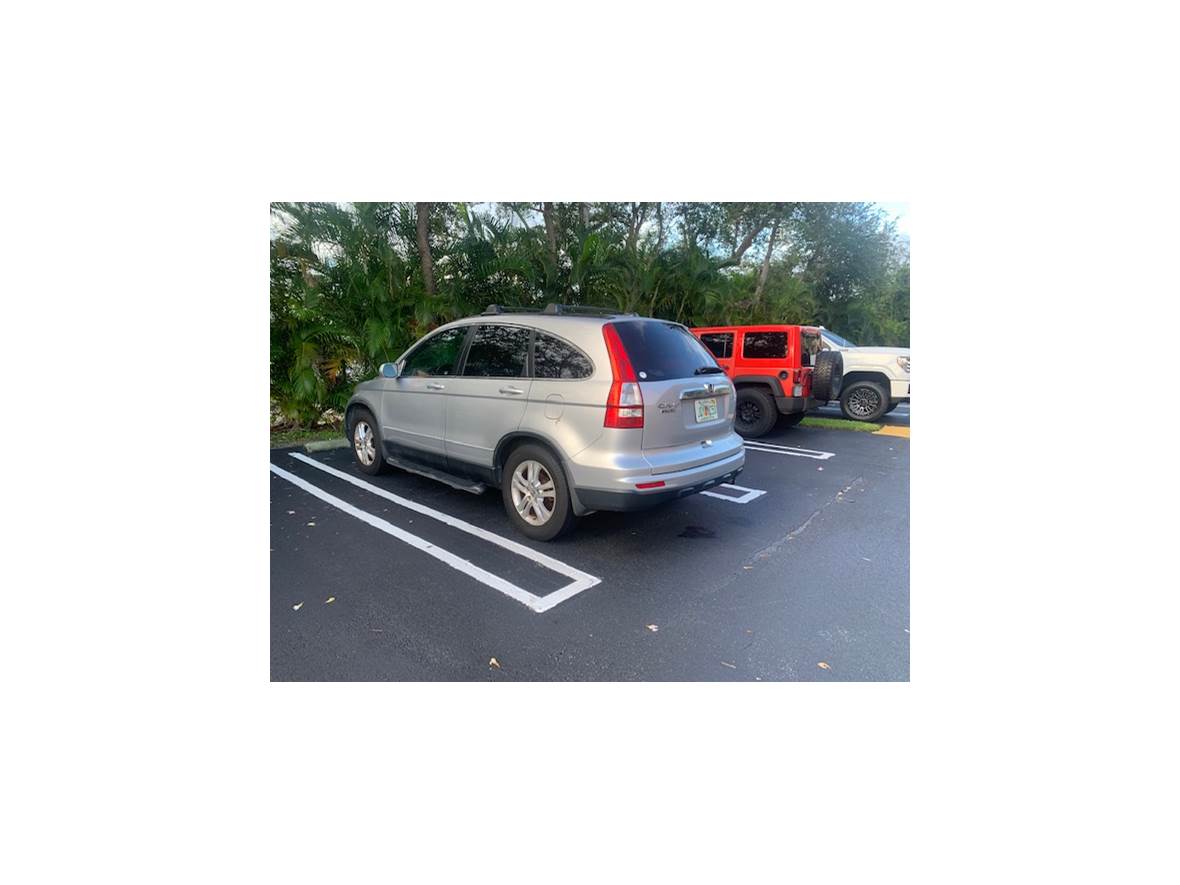 2011 Honda Cr-V for sale by owner in West Palm Beach