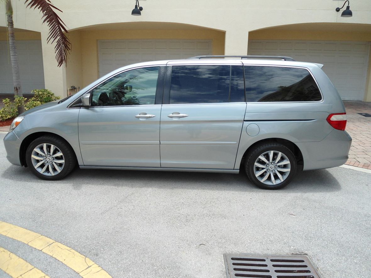 2007 Honda Odyssey for sale by owner in Indianapolis