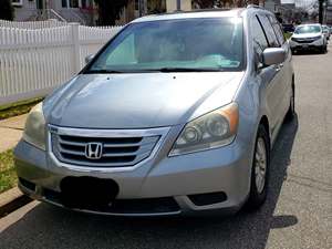 Silver 2009 Honda Odyssey