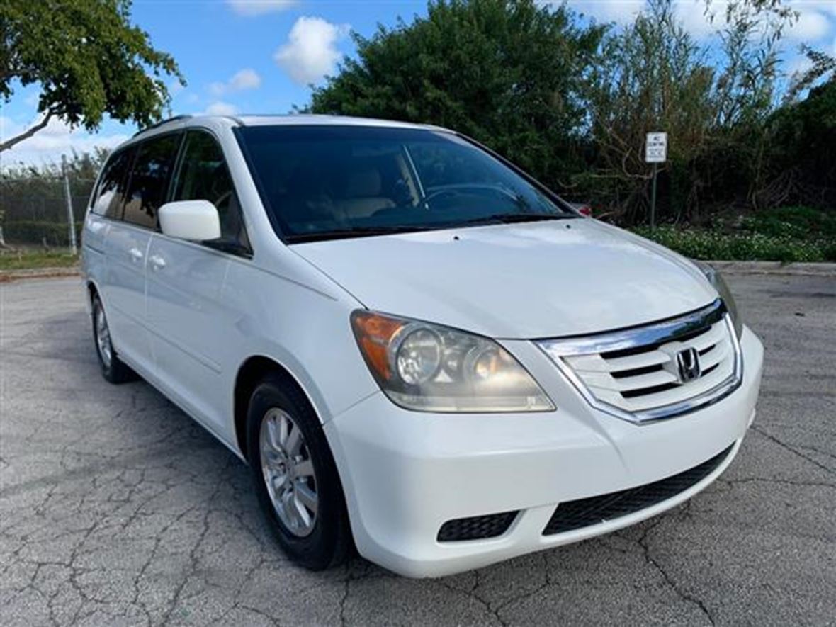 2010 Honda Odyssey for sale by owner in Miami