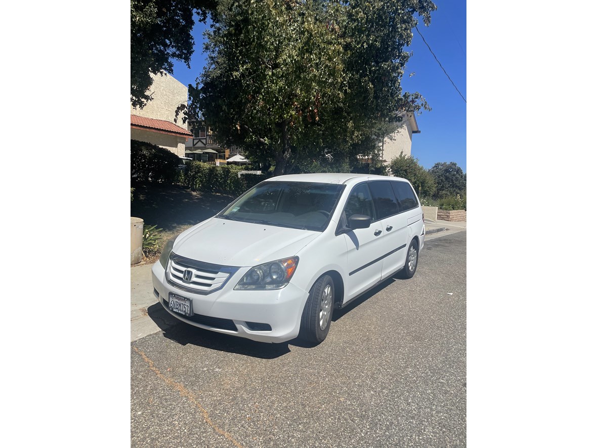 2010 Honda Odyssey for sale by owner in Agoura Hills