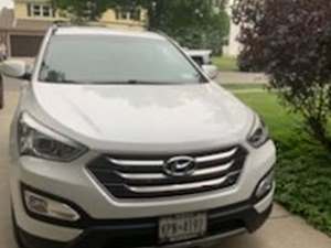 White 2016 Hyundai Santa Fe