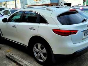 White 2009 Infiniti FX35