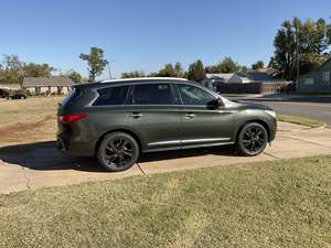 2013 Infiniti Jx35 with Green Exterior