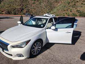 Beige 2014 Infiniti Q50