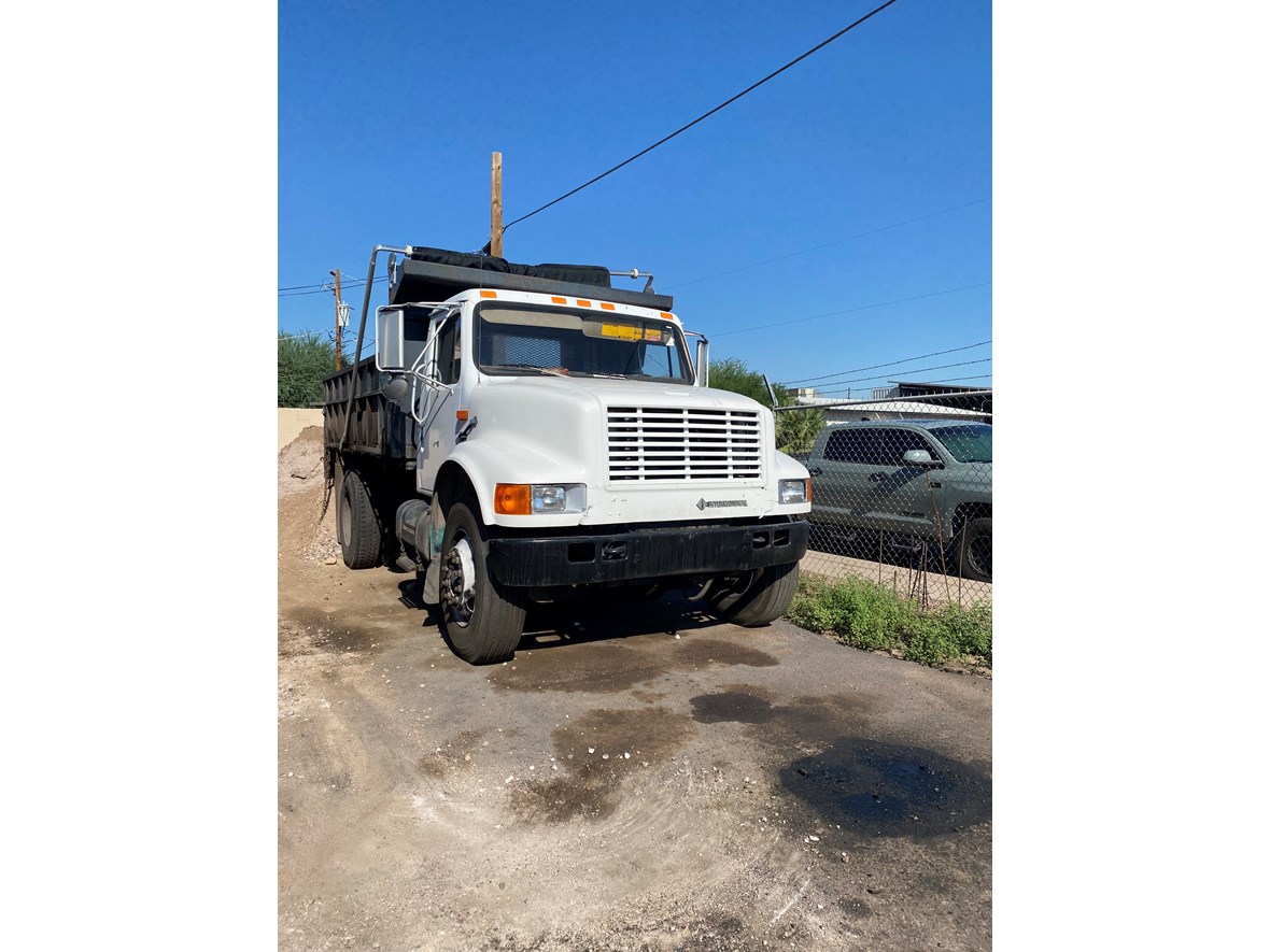 1992 International 4900 for sale by owner in Glendale