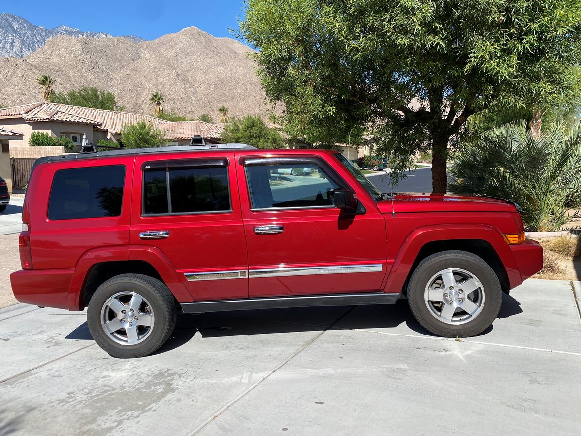 2010 Jeep Commander  for sale by owner in Palm Springs
