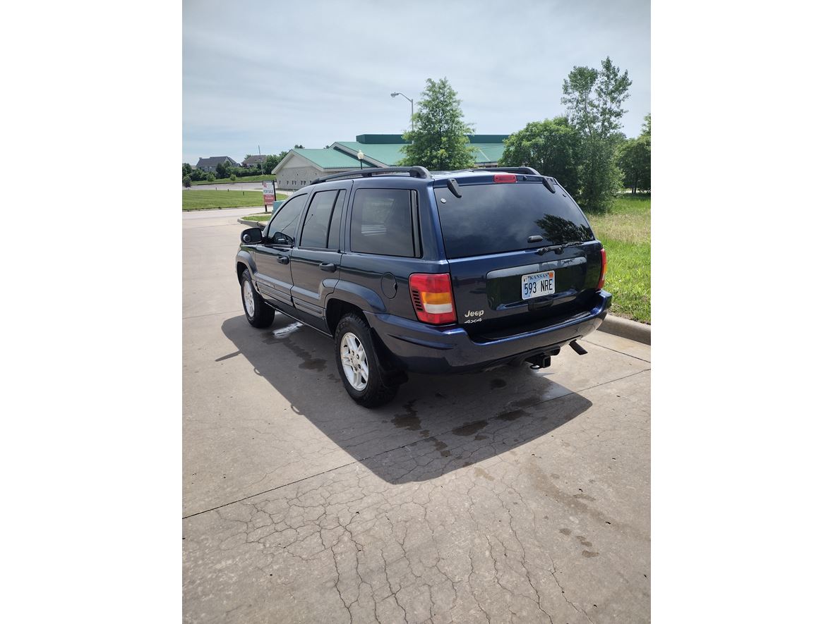 2004 Jeep Grand Cherokee for sale by owner in Kansas City