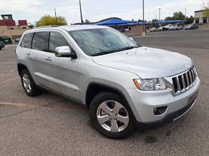 Silver 2011 Jeep Grand Cherokee L