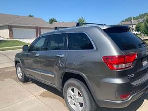 Gray 2012 Jeep Grand Cherokee L