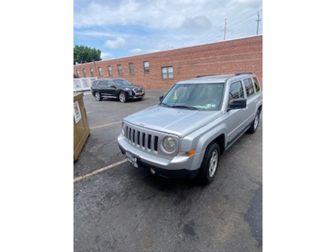 2011 Jeep Patriot for sale by owner in Valley Stream