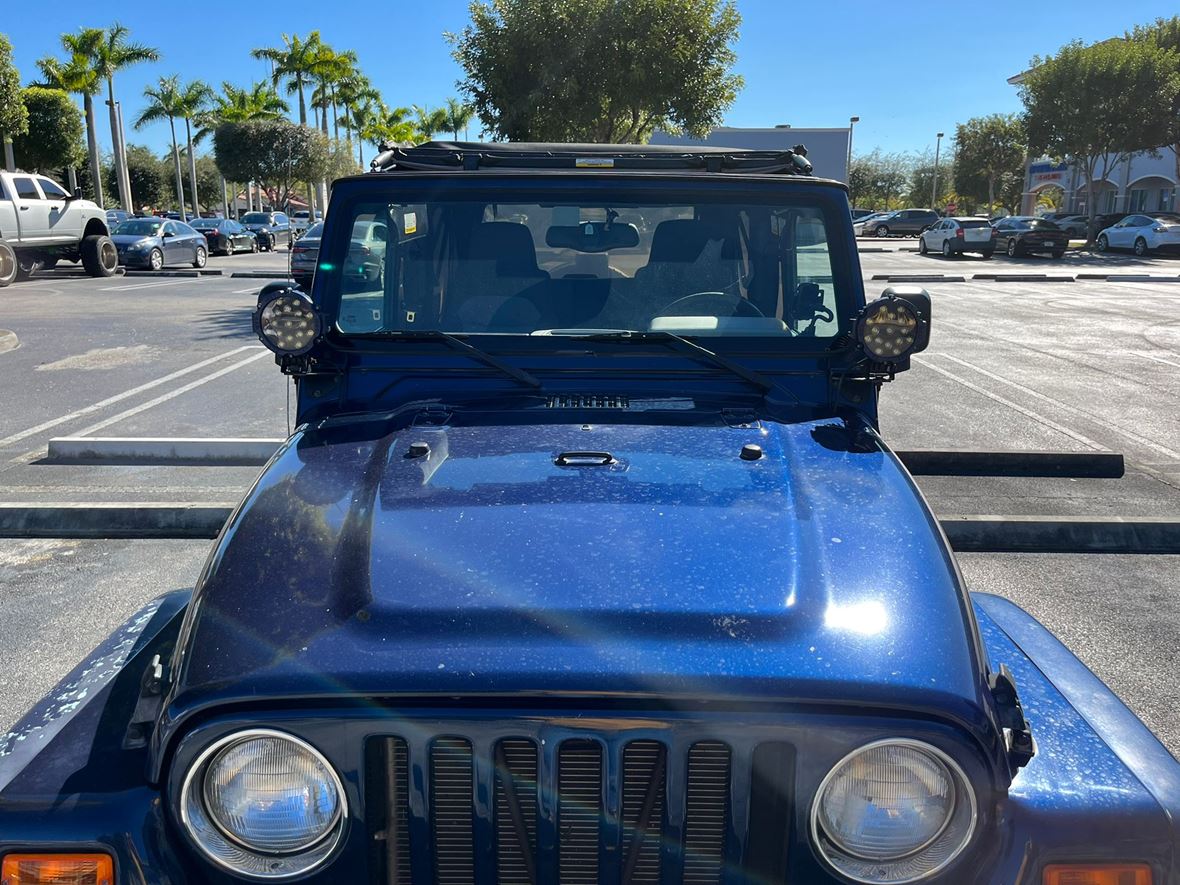 2005 Jeep Wrangler Unlimited for sale by owner in Miami