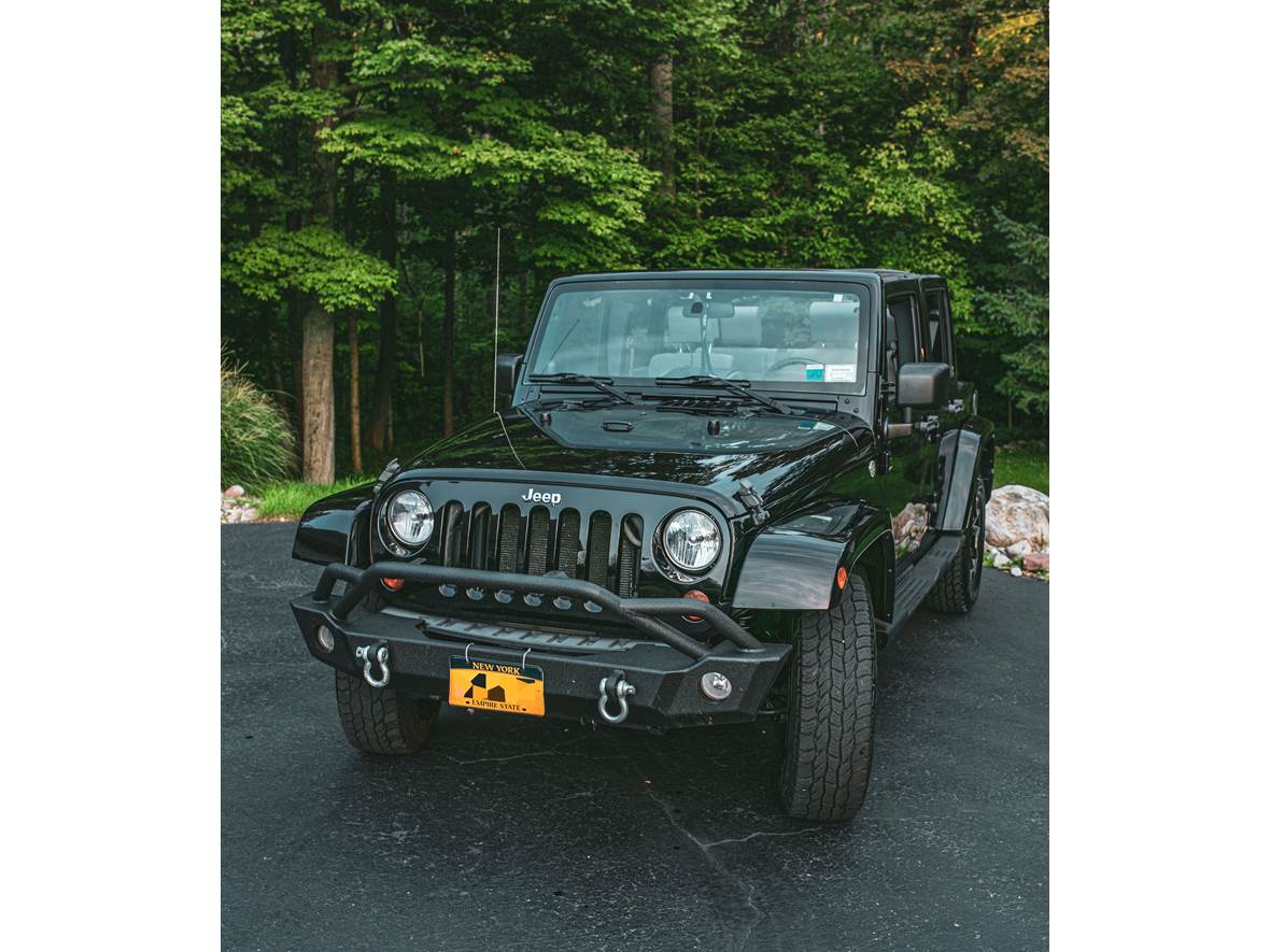 2010 Jeep Wrangler Unlimited for sale by owner in Rush