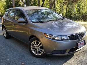 Gray 2011 Kia Forte 5-door