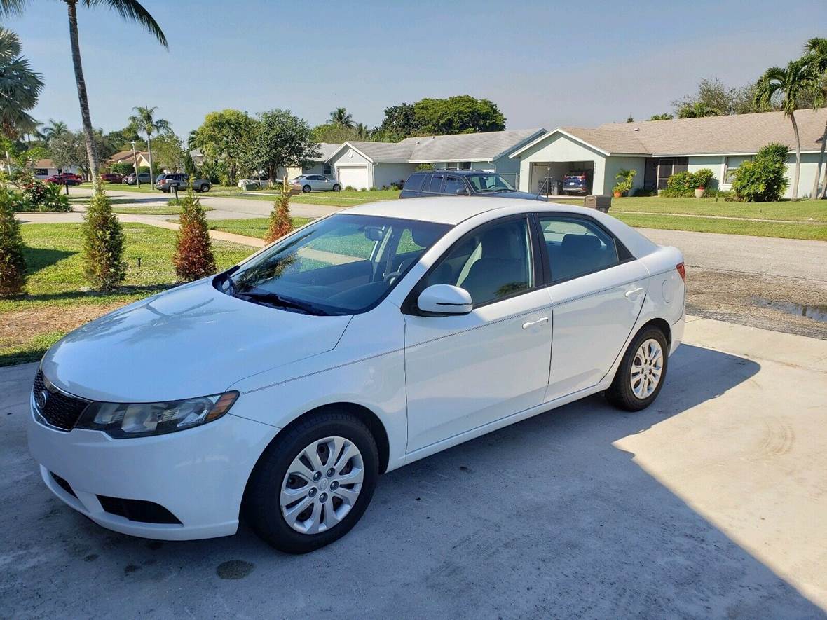 2011 Kia Forte EX for sale by owner in Orlando