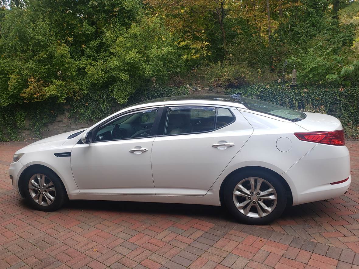 2013 Kia Optima for sale by owner in Louisville