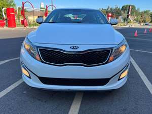 2015 Kia Optima LX with White Exterior