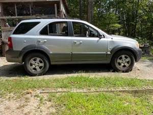 Silver 2007 Kia Sorento