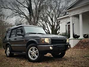 Gray 2004 Land Rover Discovery SE