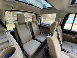 White 2010 Land Rover LR4