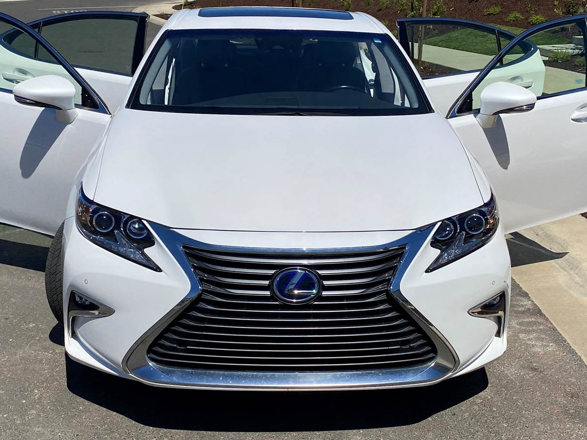 2017 Lexus ES 300h for sale by owner in Folsom