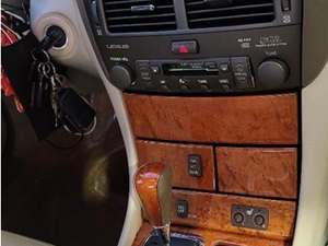 White 2001 Lexus LS 430