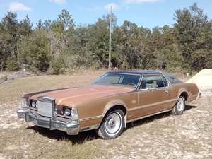 Gold 1974 Lincoln Continental