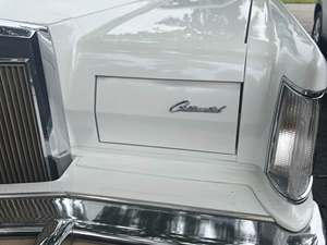 White 1979 Lincoln Mark Vi