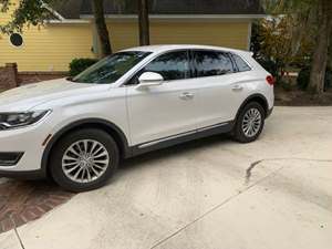 White 2018 Lincoln MKX