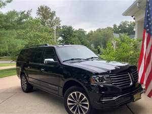 Black 2016 Lincoln Navigator L