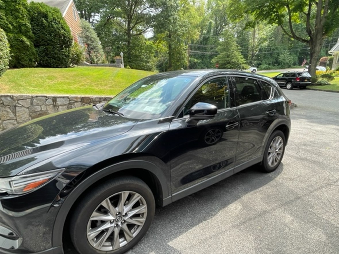 2019 Mazda CX-5 Grand Touring  for sale by owner in Eastchester