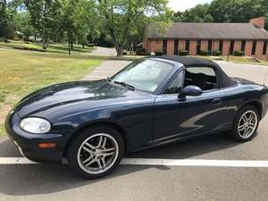 1999 Mazda Mx-5 Miata with Blue Exterior