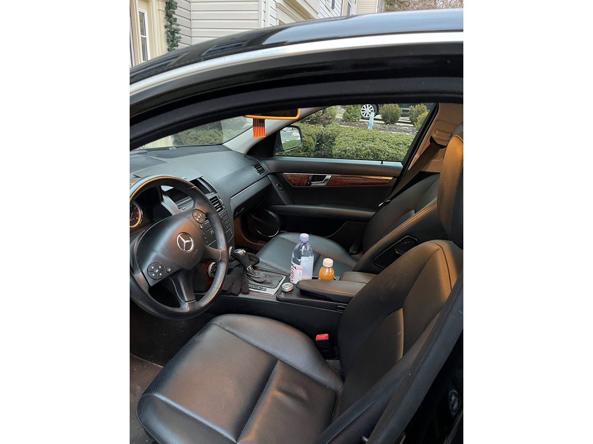 2009 Mercedes-Benz 300 for sale by owner in Manassas